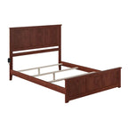 Estrutura de cama Queen com peseira a condizer em nogueira